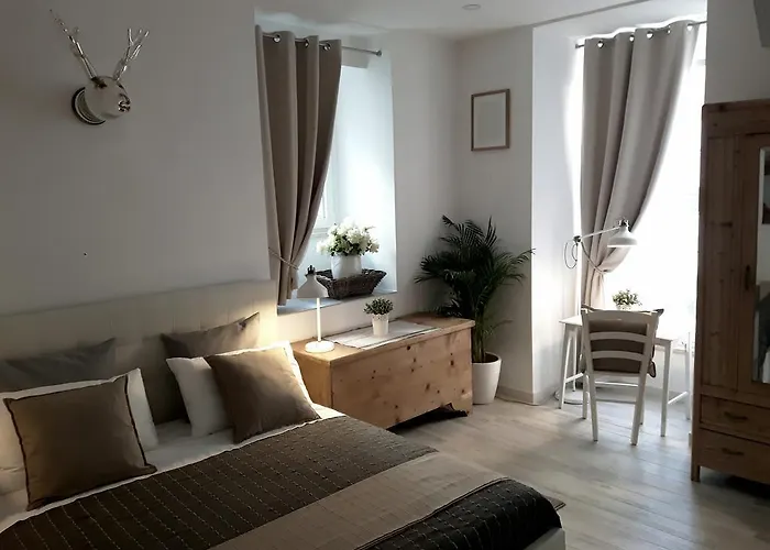 Casa de hóspedes Momaroom